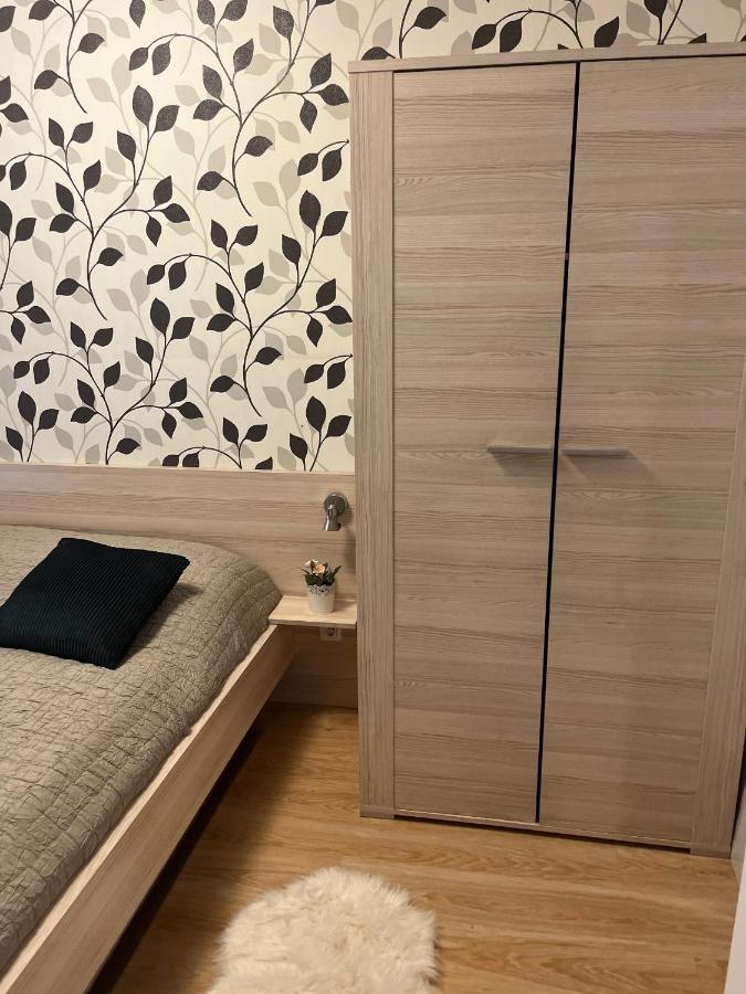Corvin Pearl Deluxe Apartment Budapest Luaran gambar
